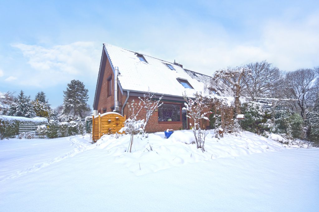 FG Die ruhig und zentral gelegene Haushaelfte ist top in Schuss