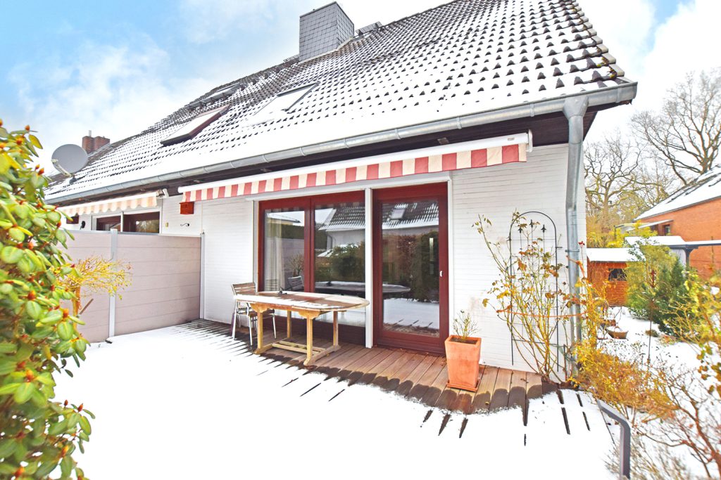 Dieses Haus ist eine tolle Einsteiger-Immobilie ... und endlich ist Schluss mit Miete zahlen! 3 T Das Haus praesentiert sich mit klassischer Archiettur und gut in Schuss