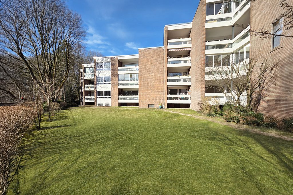 Zu teuer kaufen können Sie woanders: Diese Wohnung ist gut finanzierbar und macht Wohnfreude! 3 FG Die Wohnanlage ist weitlaeufig angelegt und verfuegt ueber ein privates Schwimmbad